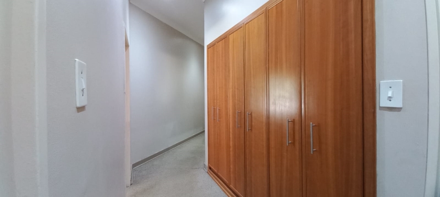 3 Bedroom Property for Sale in Roosheuwel North West